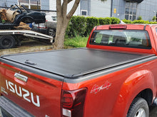 ISUZU D-MAX SPACE CAB (EC) 2012+ MANUAL ROLLER SHUTTER COVER for Sports Bar tonneau hard lid